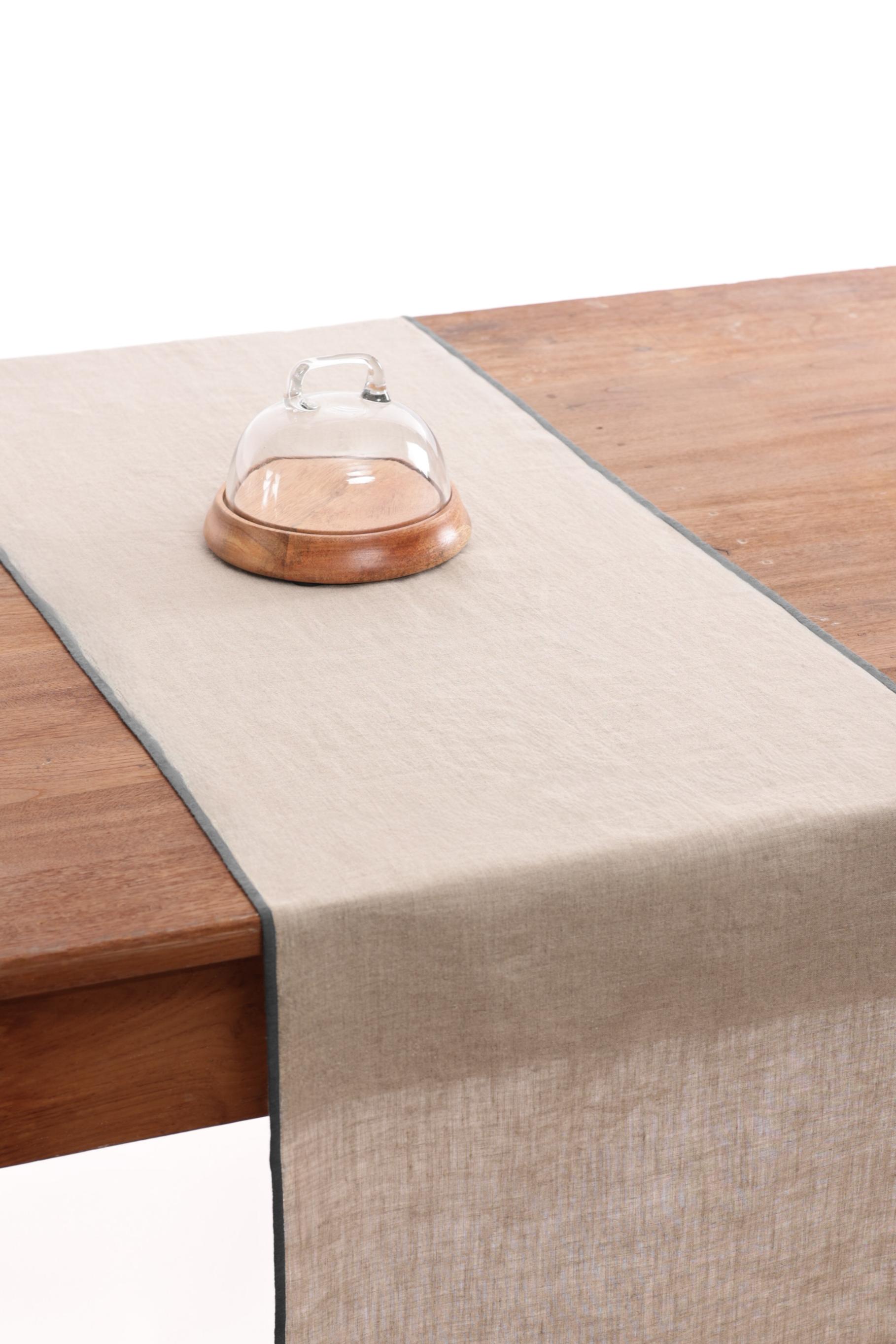 Live Linen Table Runner - Thumbnail 3