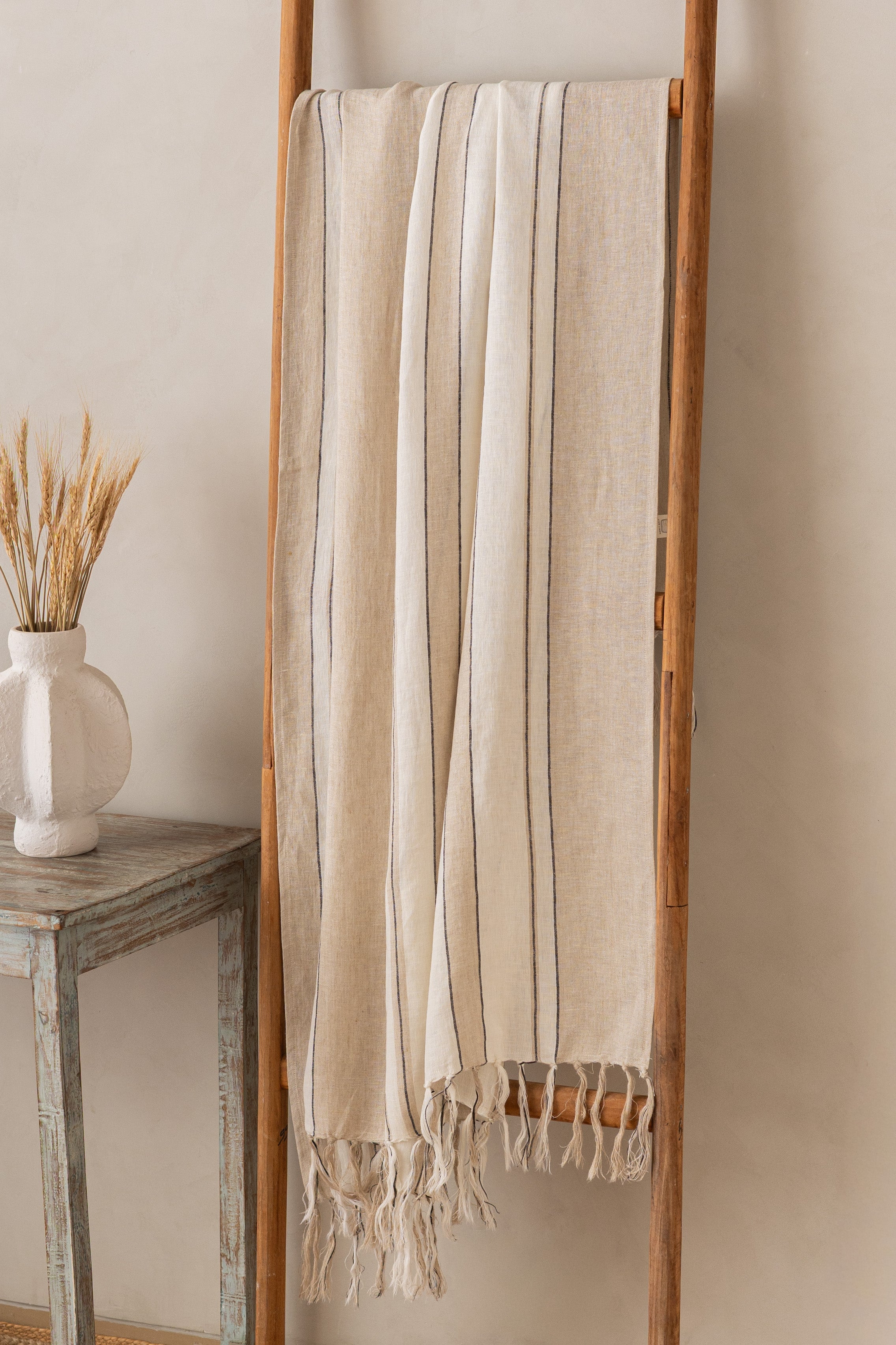 Linen Kester Throw