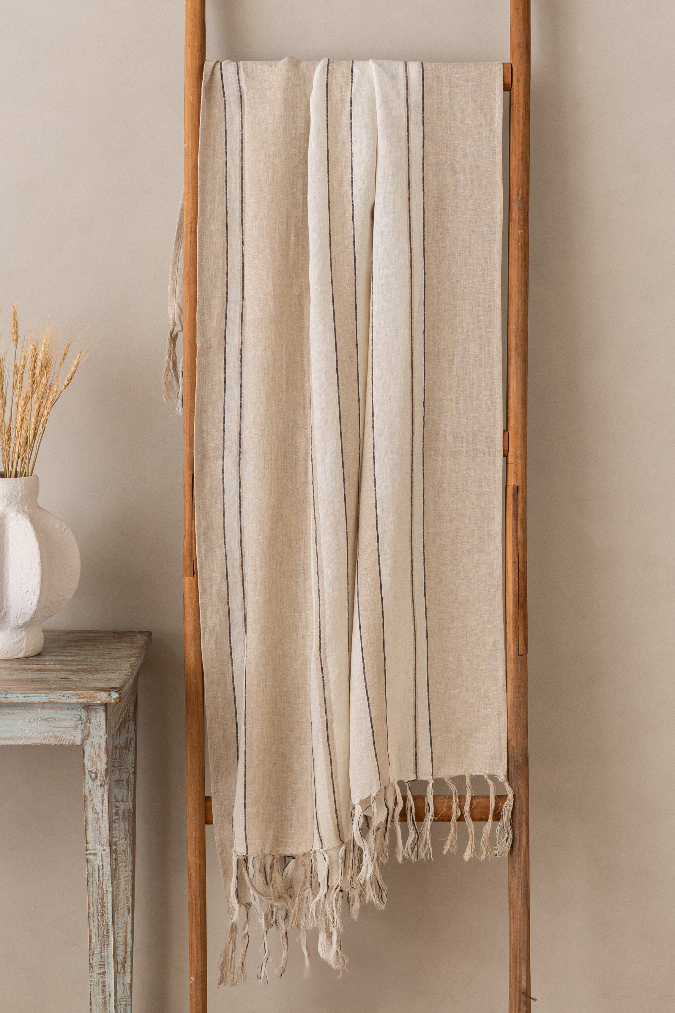 Linen Kester Throw