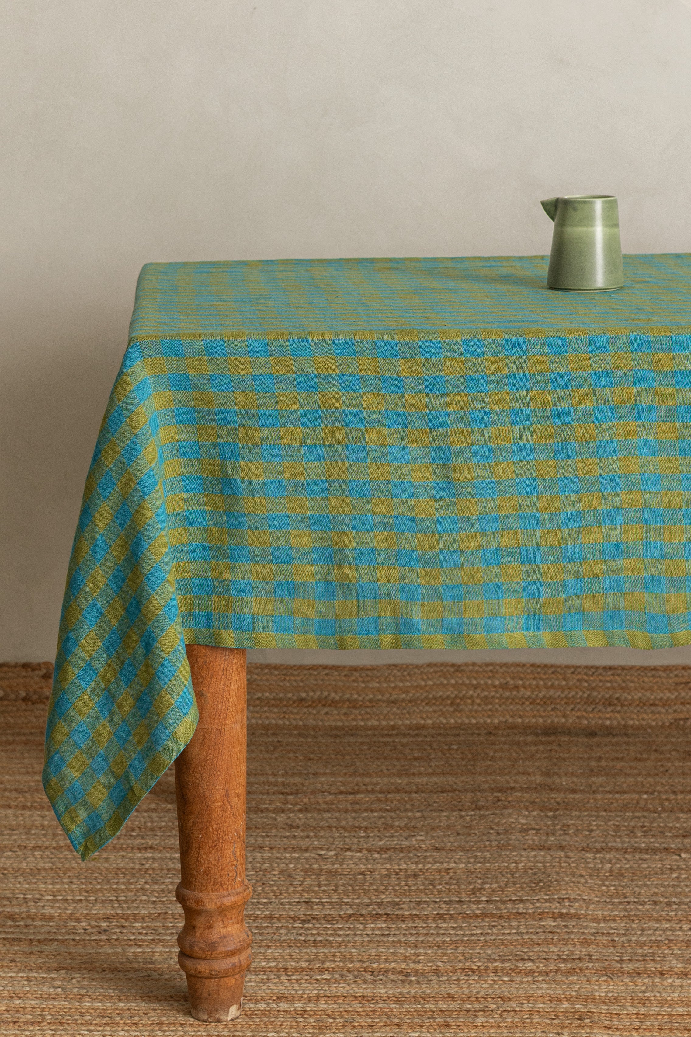 Linen Rosado Tablecloth