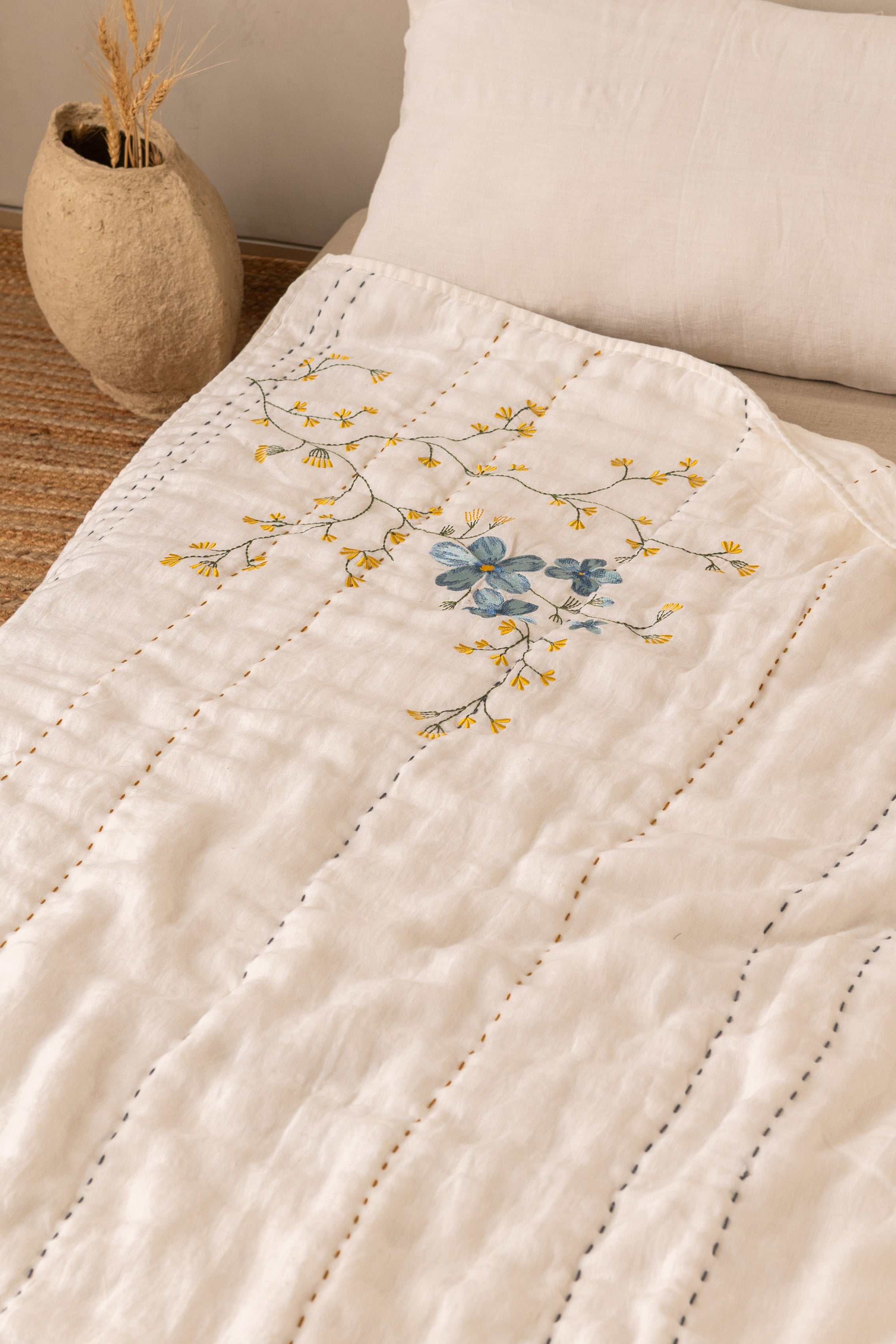 Linen Tendril Quilt