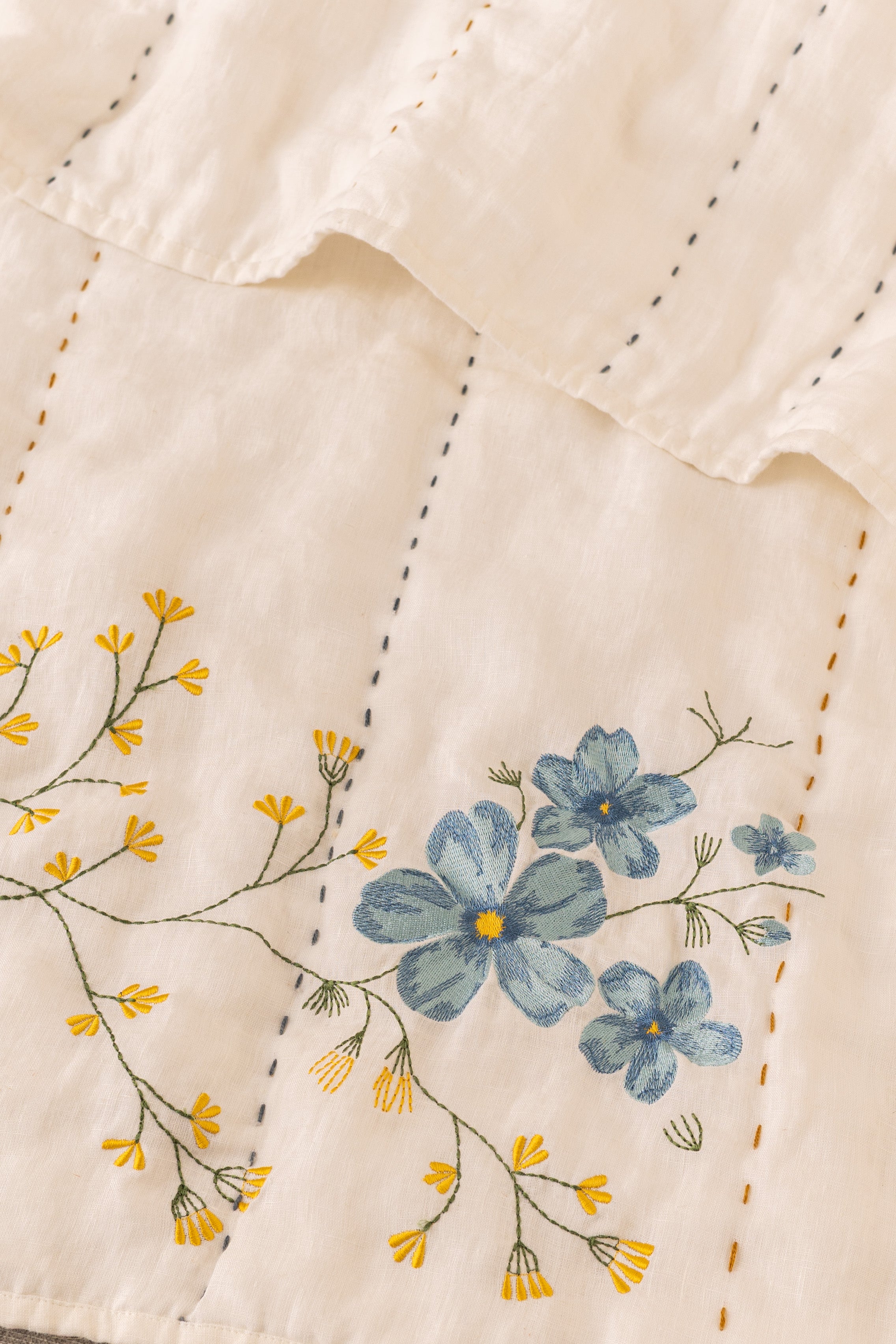 Linen Tendril Quilt