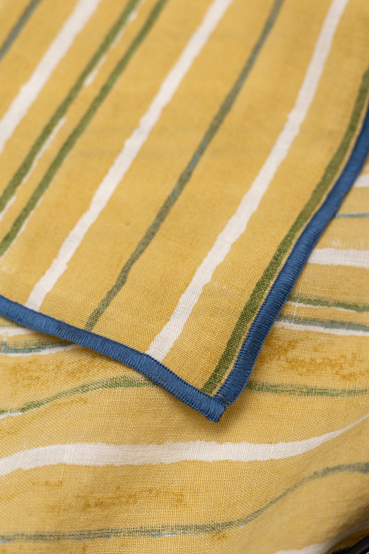 Linen Rhythm Placemat Set