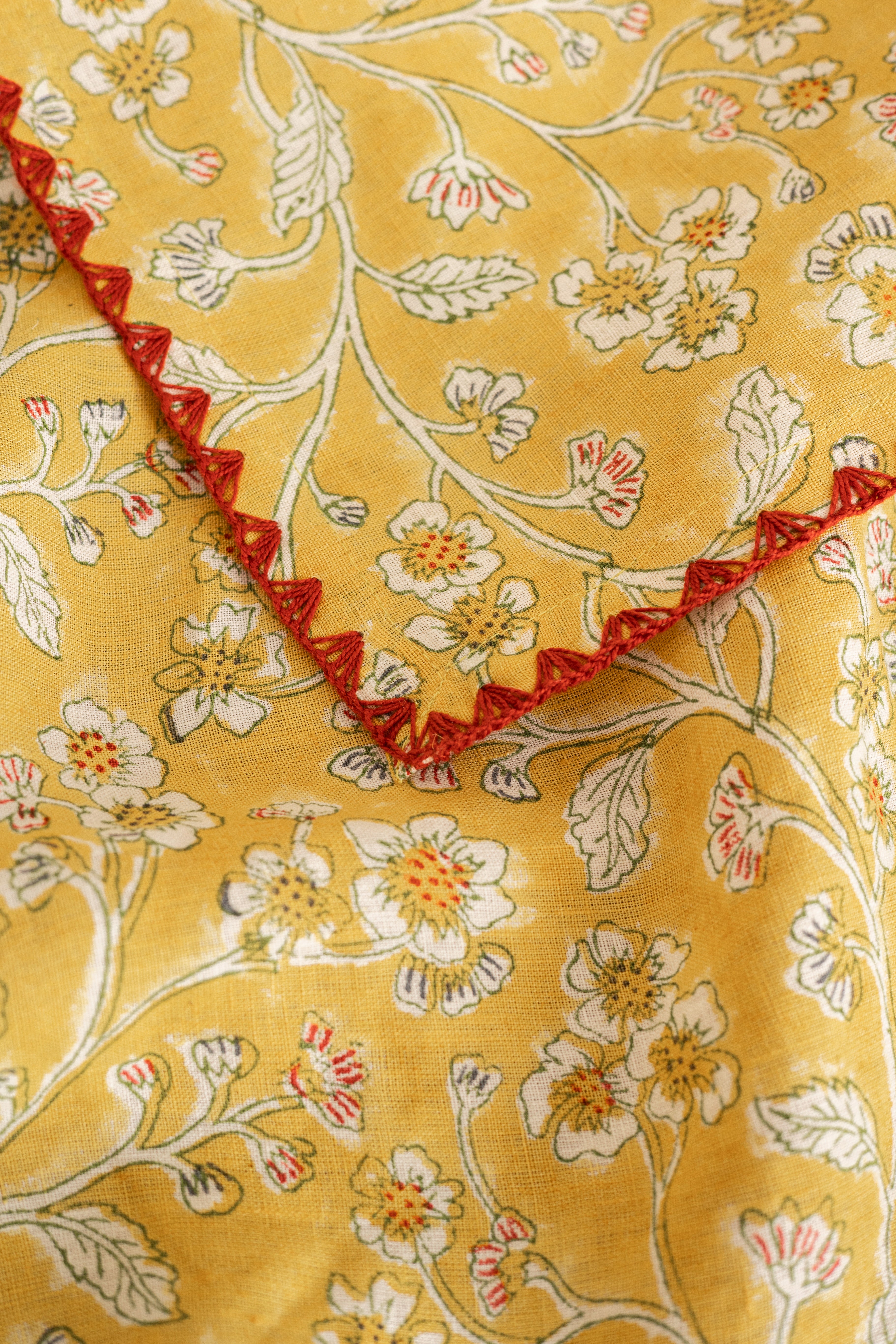 Linen Sprig Tablecloth