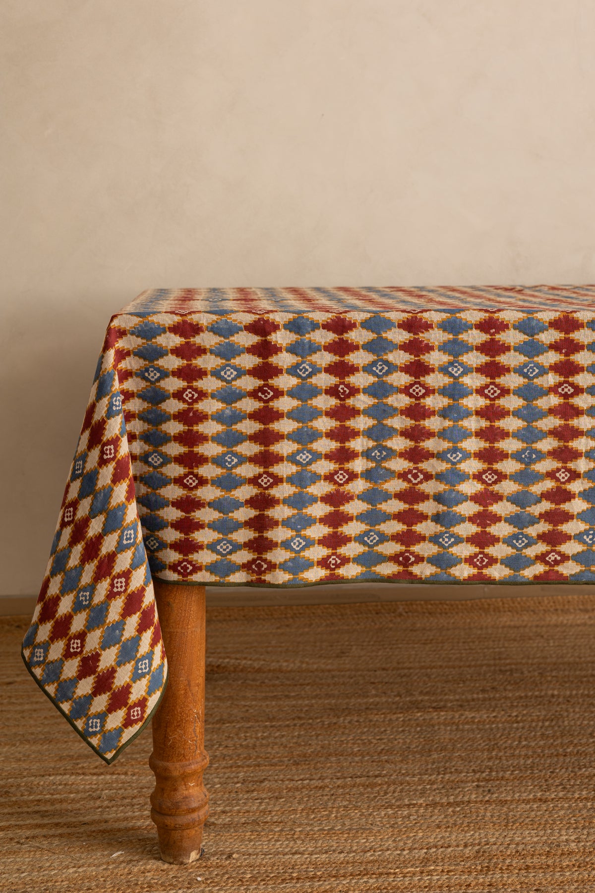 Linen Carols Tablecloth