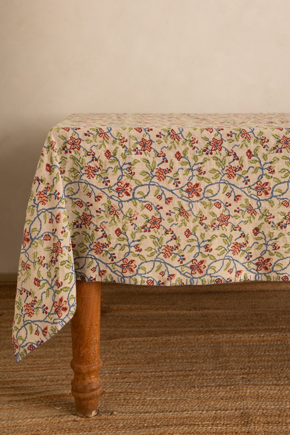 Linen Fiora Tablecloth