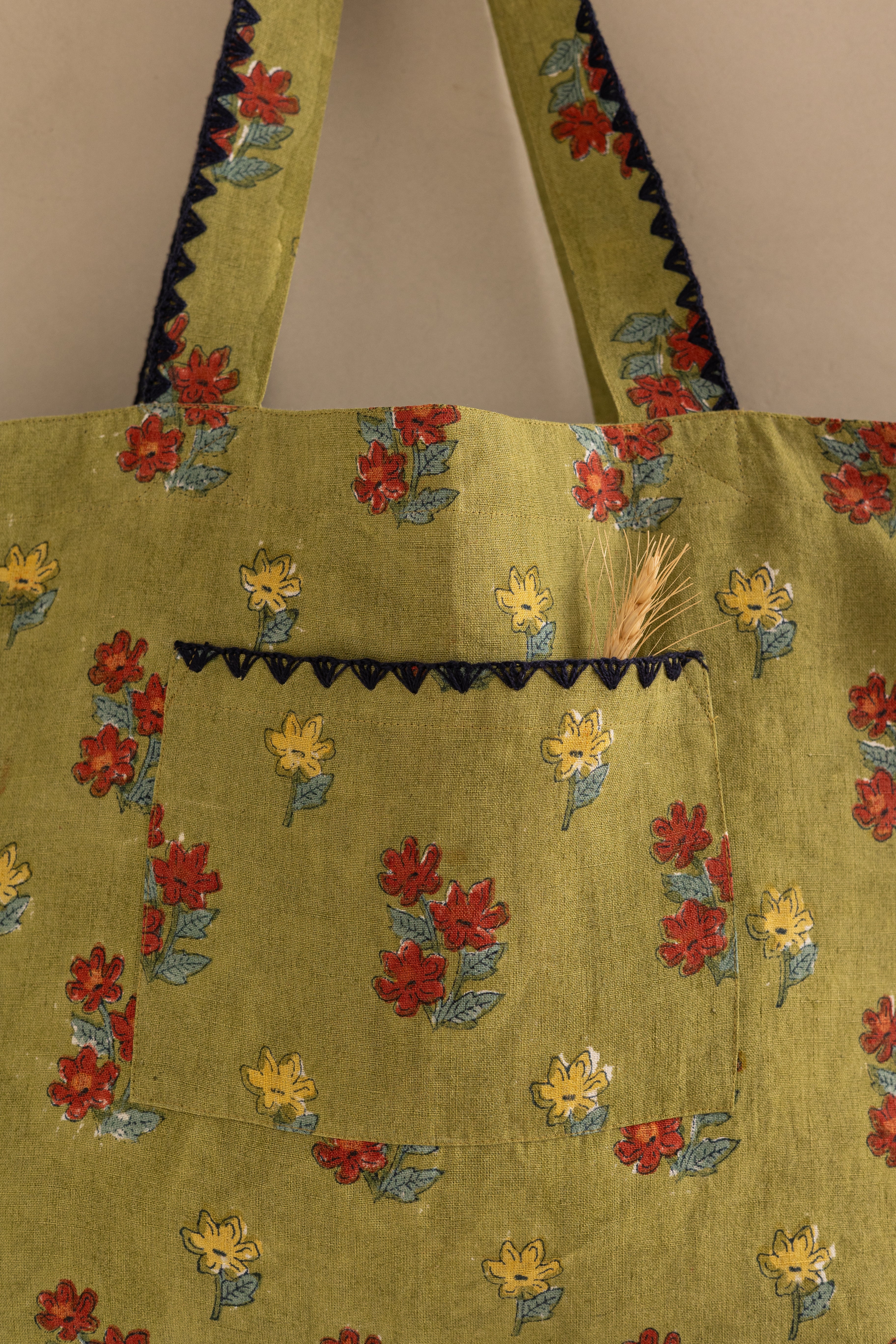 Linen Arris Tote Bag