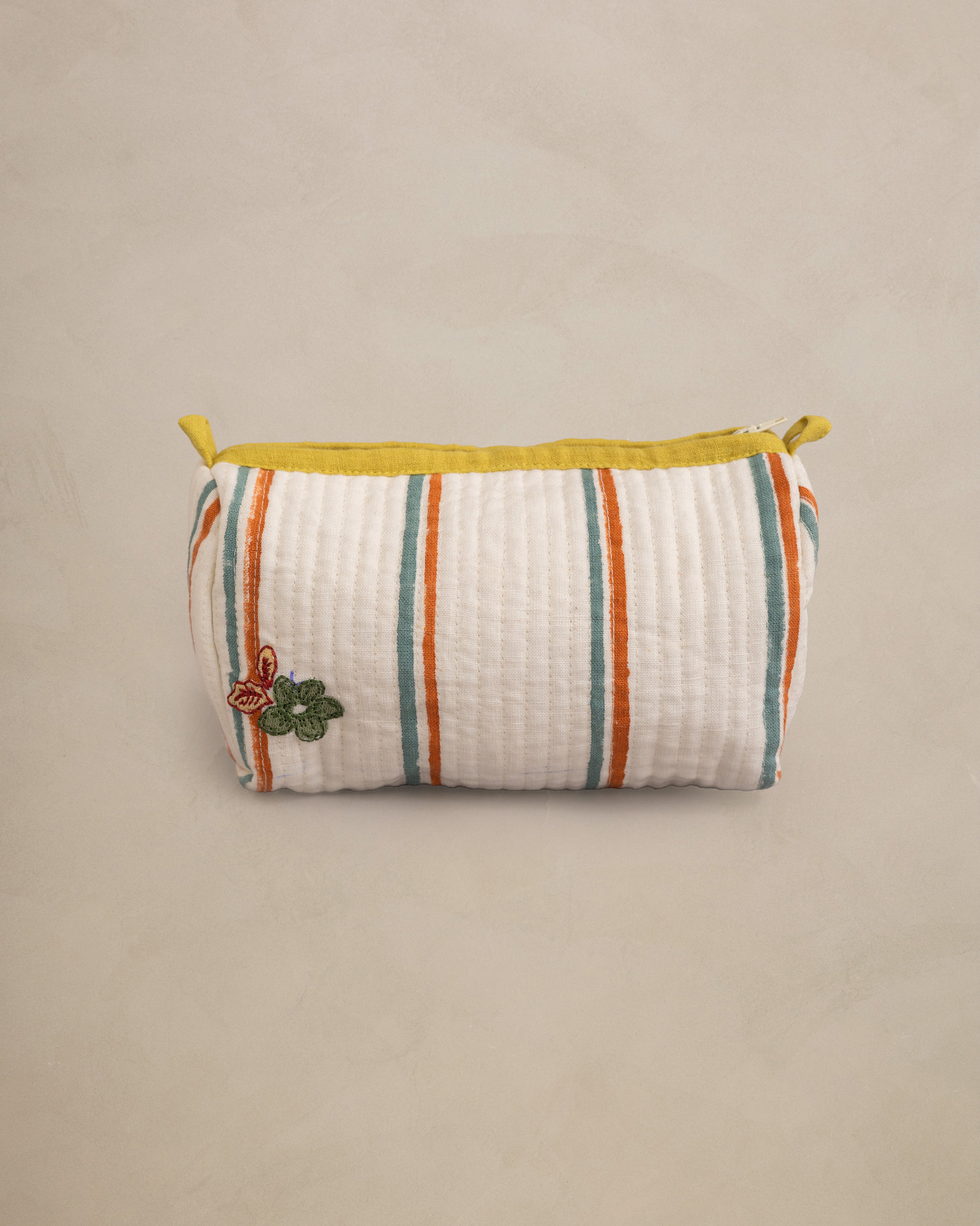 Linen Bloom Quilted Pouch