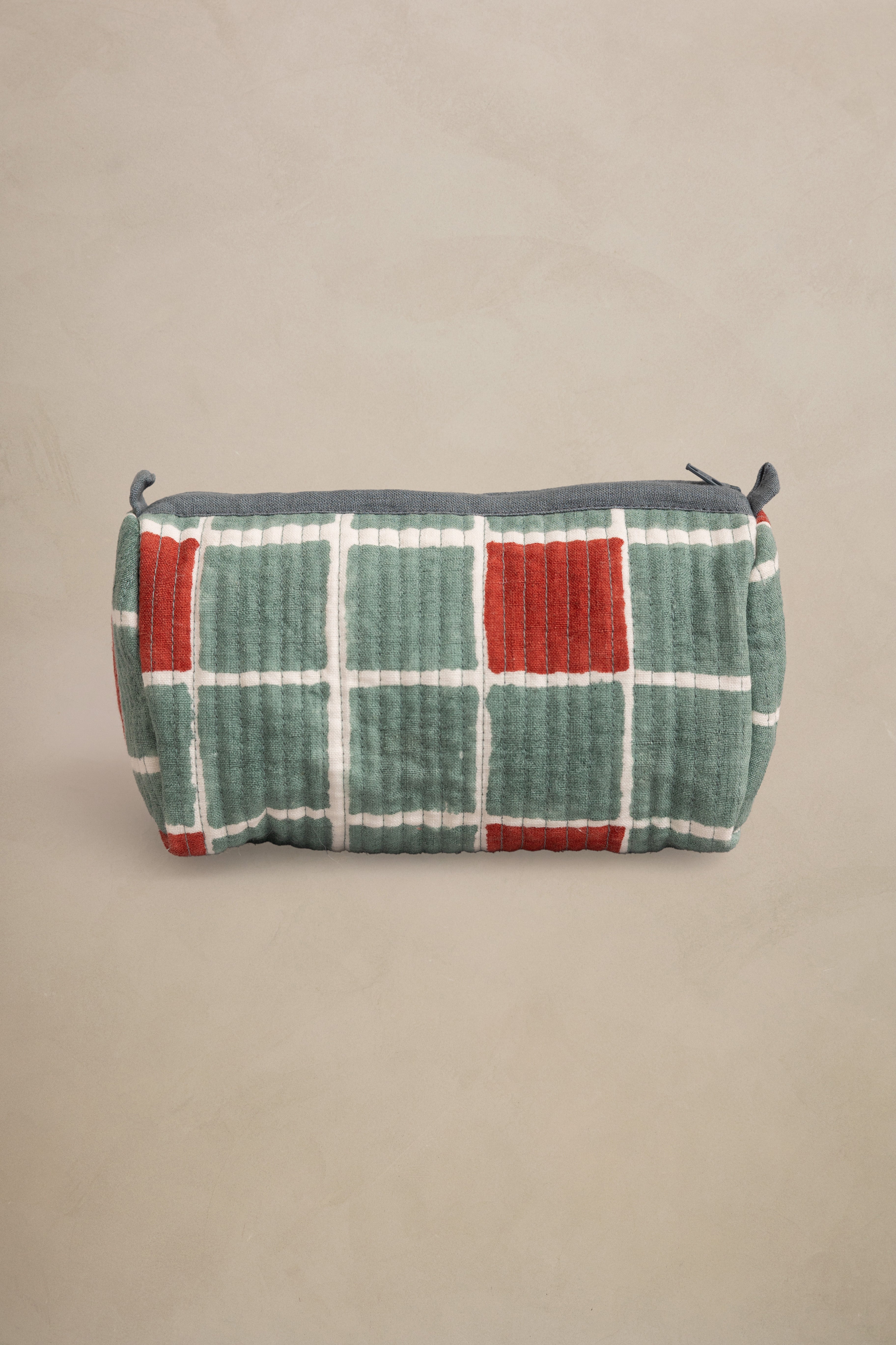 Linen Tessera Quilted Pouch