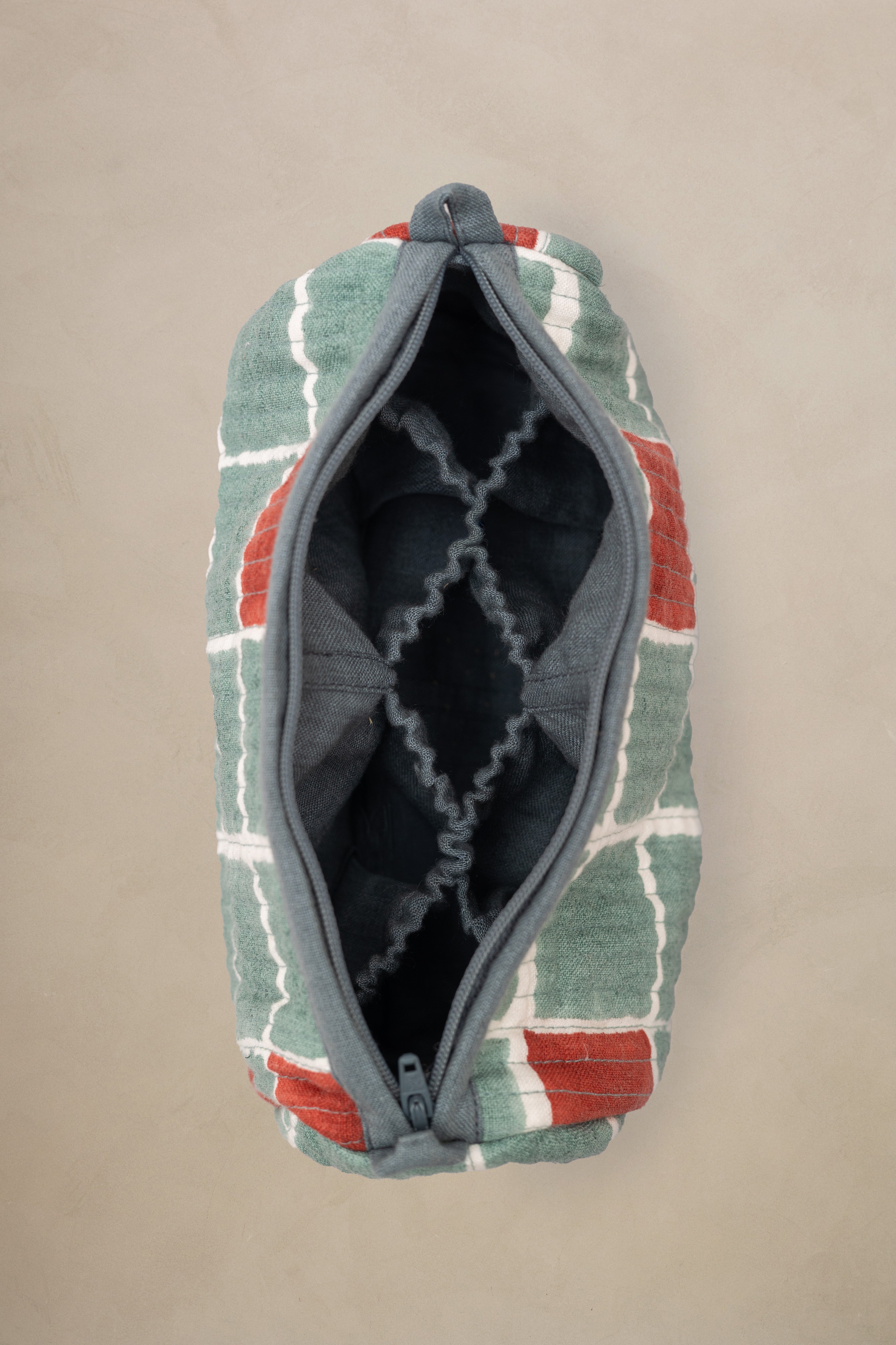 Linen Tessera Quilted Pouch
