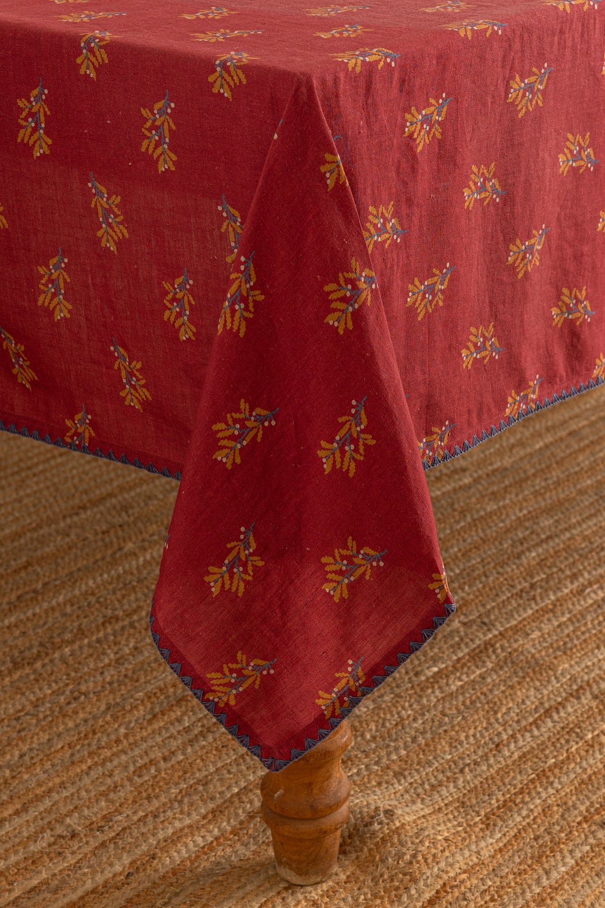 Linen Holly Tablecloth