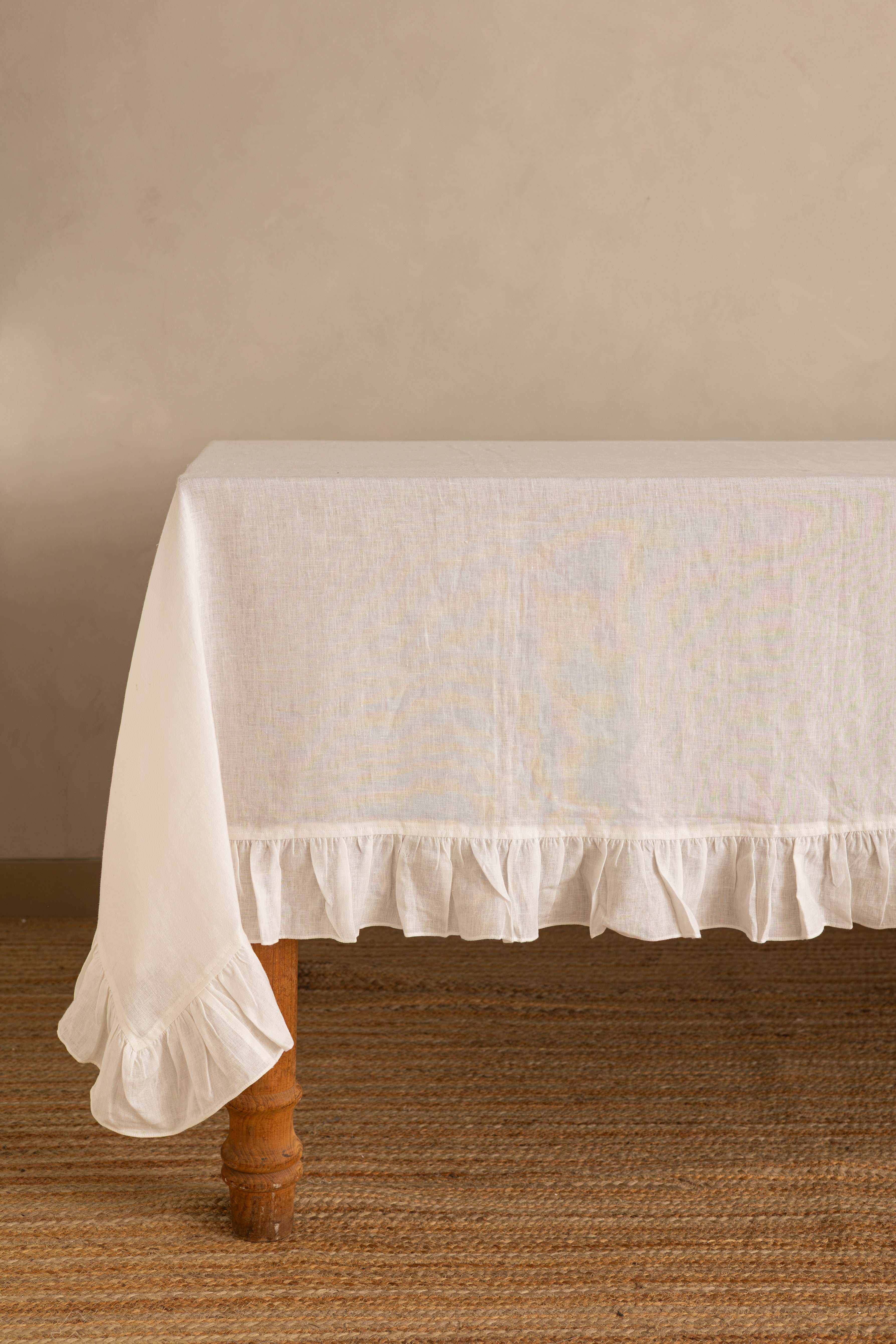 Linen Ruffle Medley Tablecloth