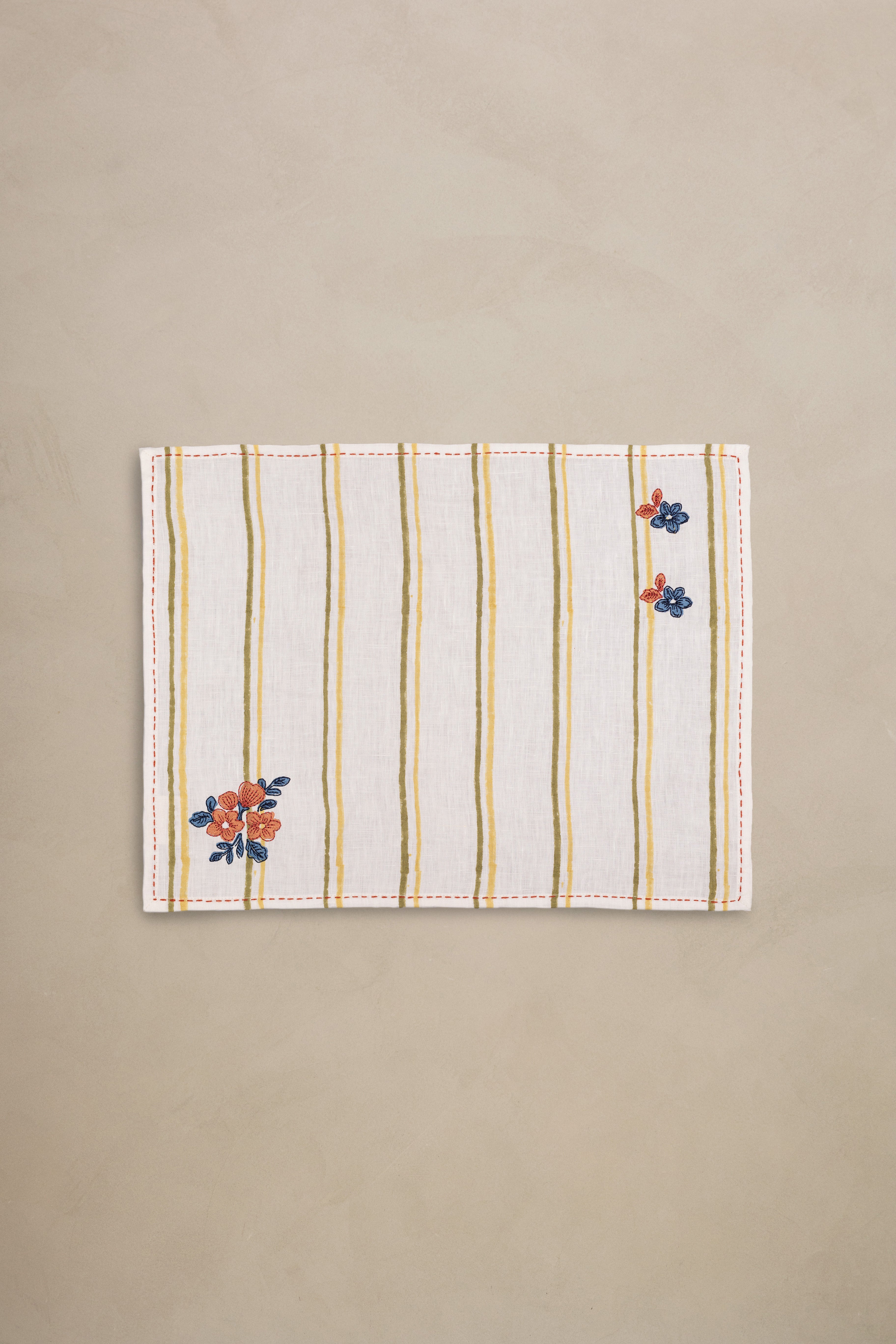 Linen Bloom Placemat Set