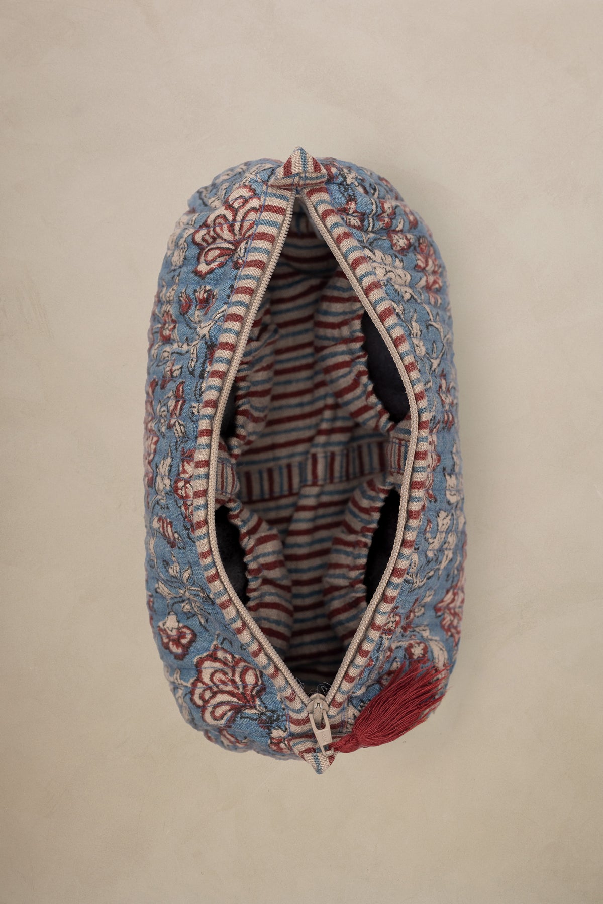 Linen Velma Quilted Pouch