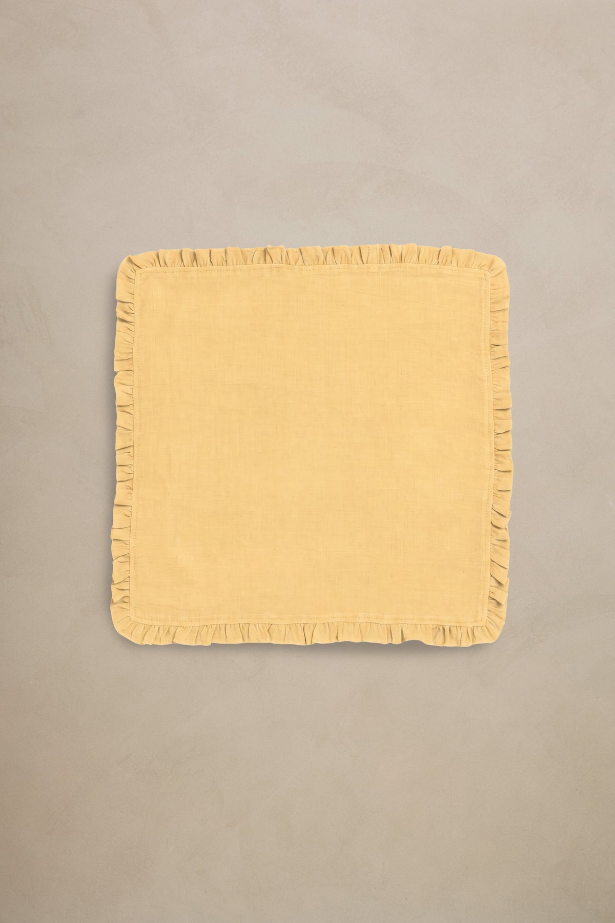 Linen Ruffle Medley Napkin Set