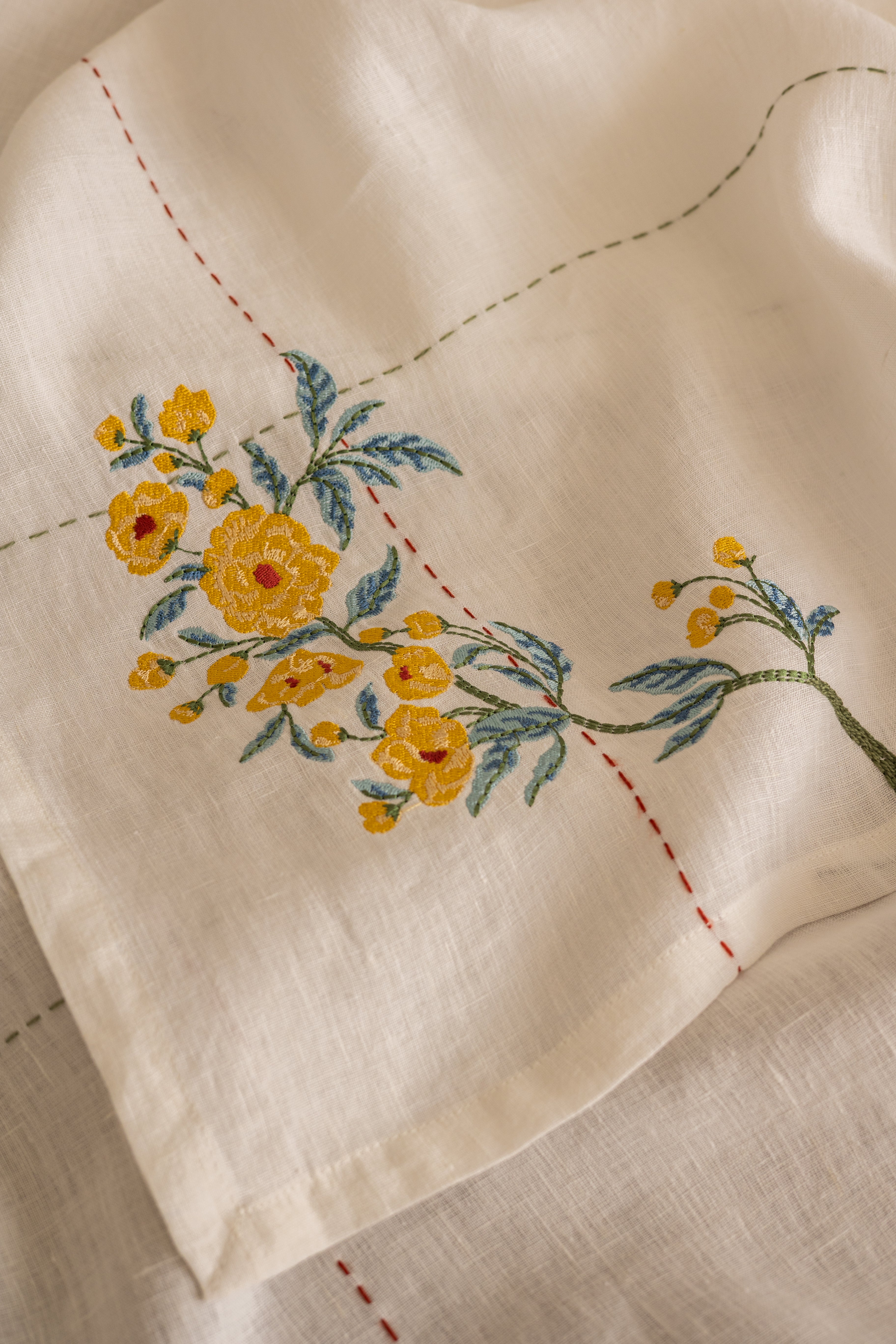 Linen Tendril Tablecloth