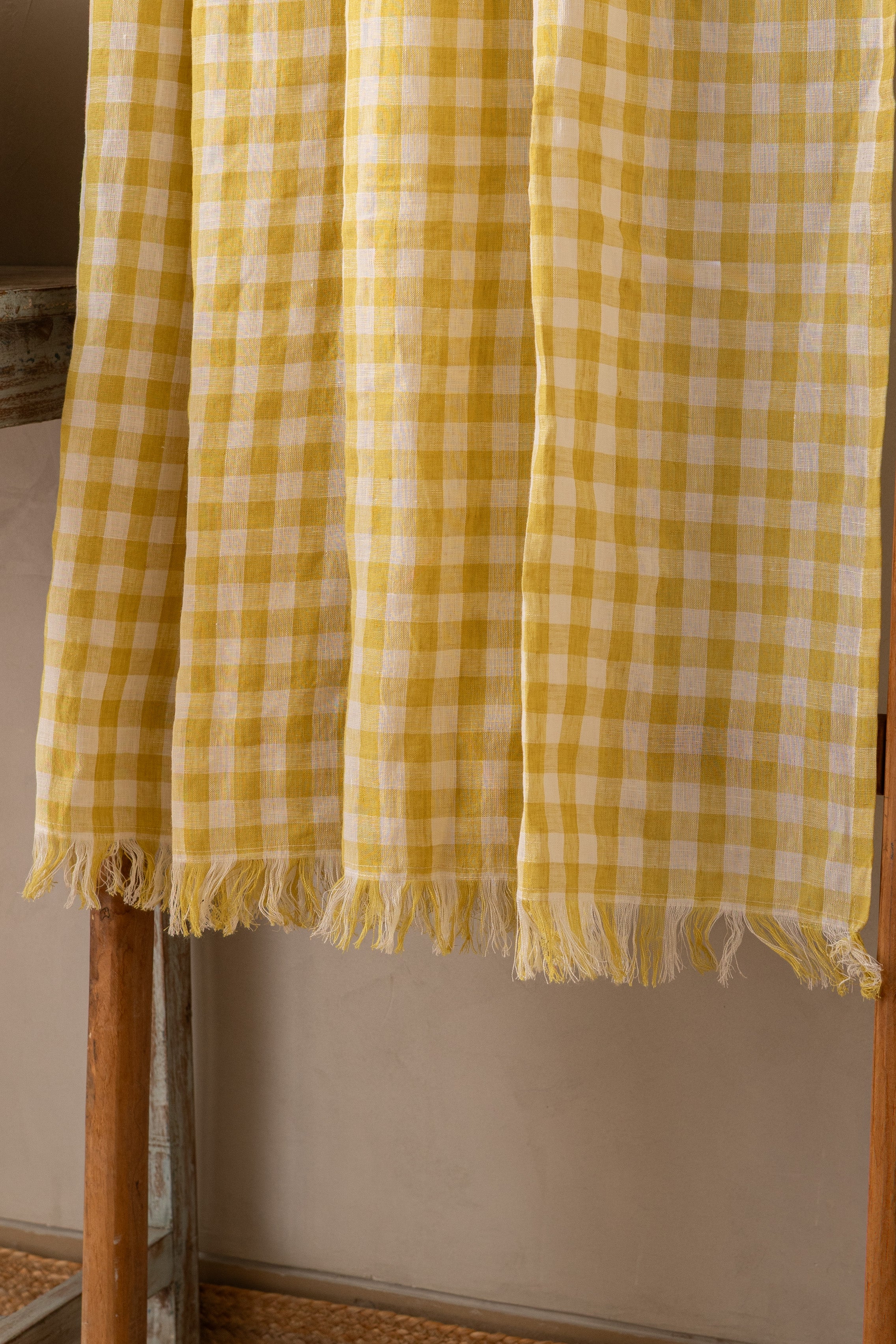 Linen Arcade Throw