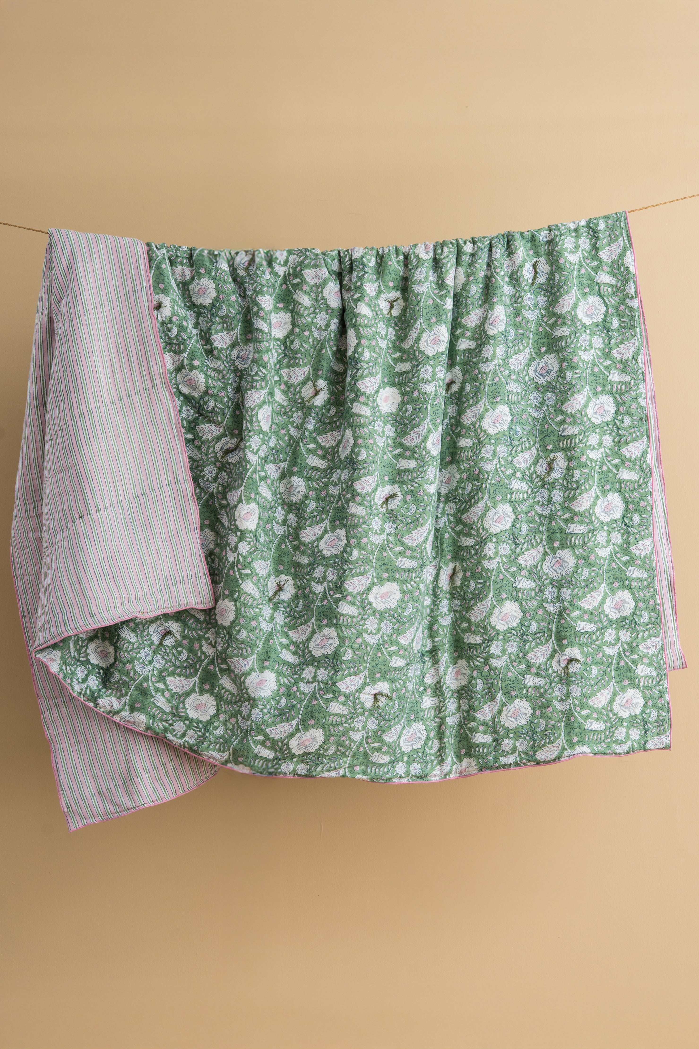 Linen Mabel Hand Tucked Quilt