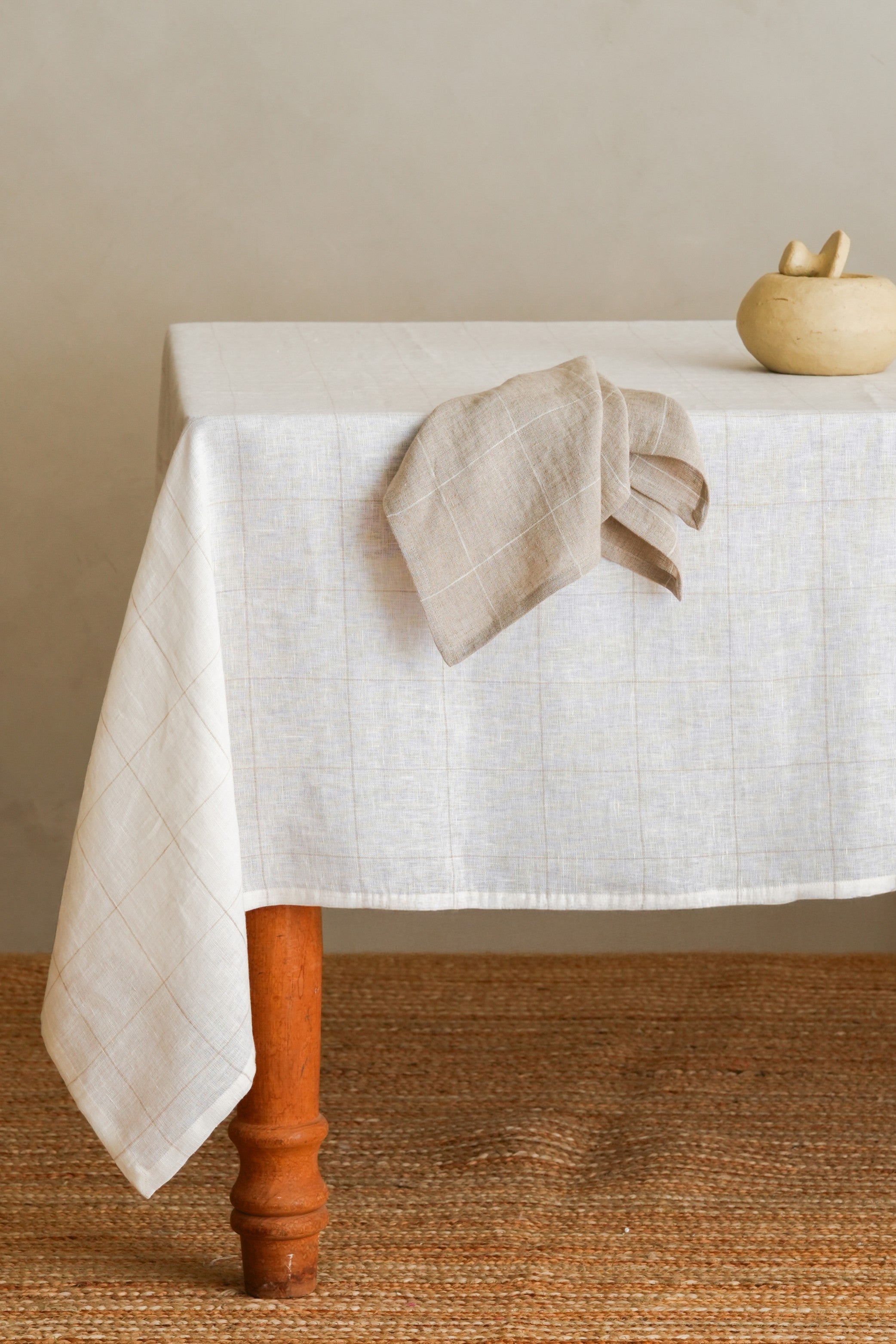 Linen Eira Tablecloth