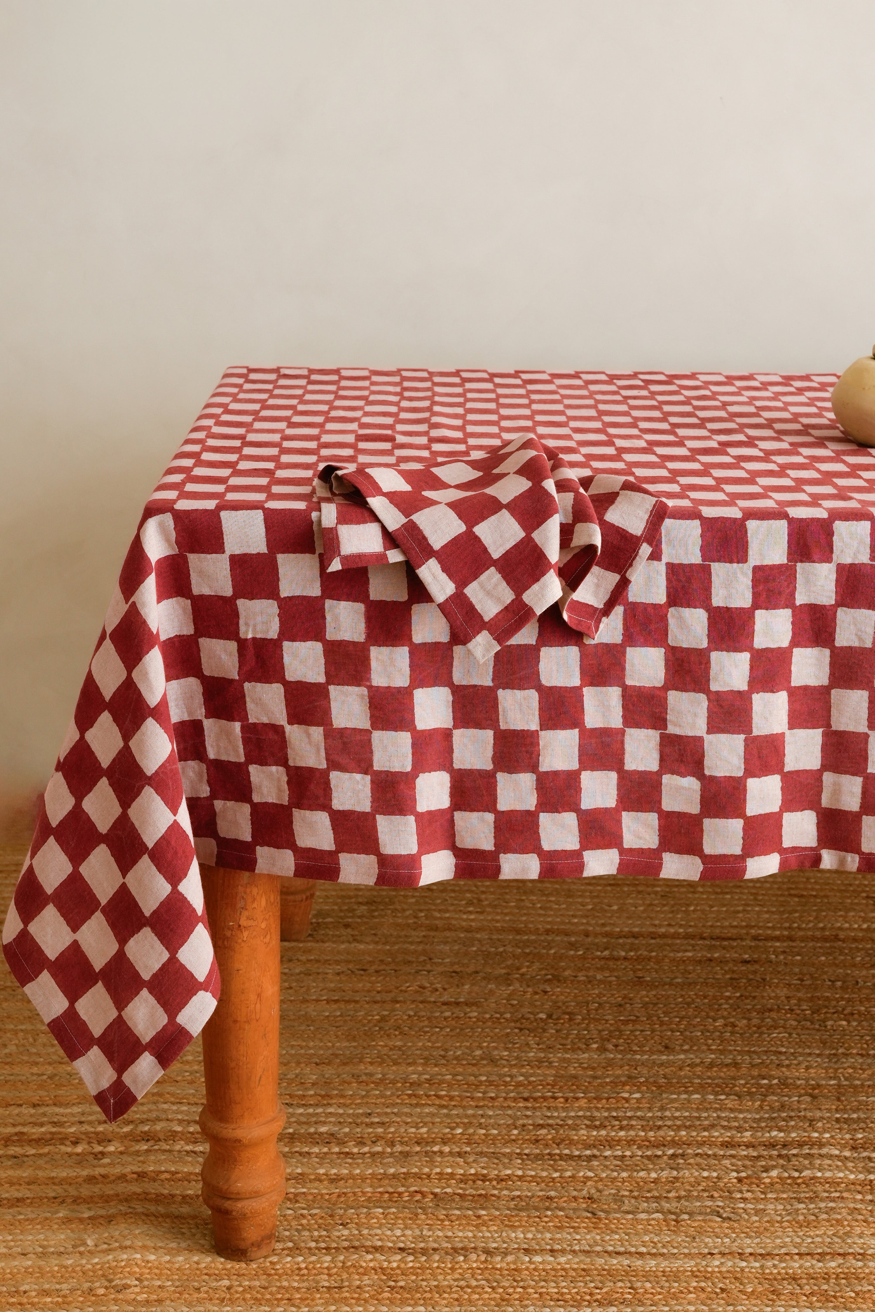 Linen Chequers Tablecloth