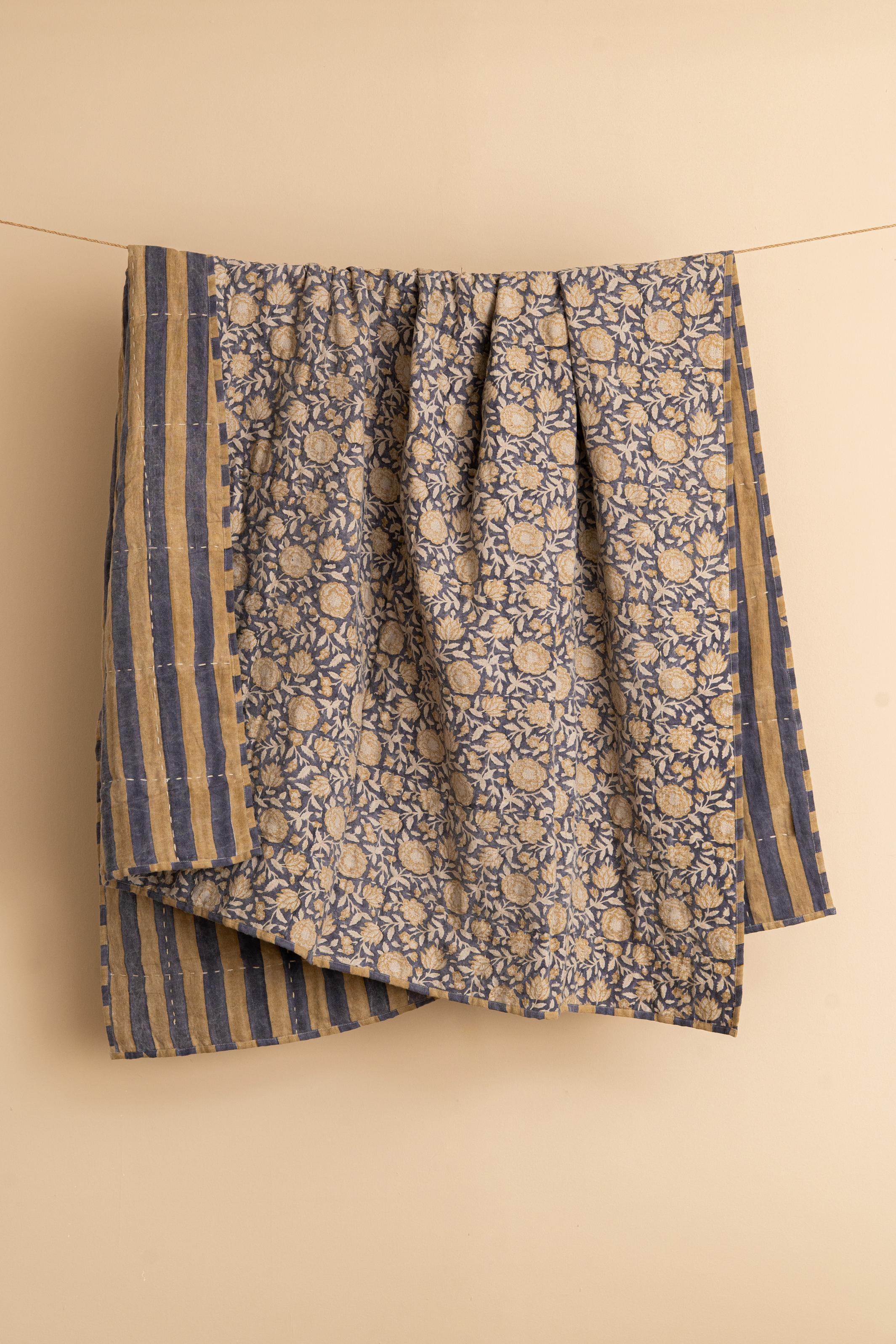 Linen Evadne Quilt