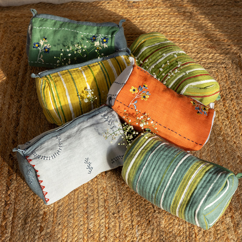 Linen pouches